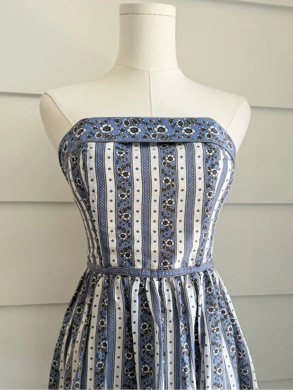 Max Studio Strapless Midi Dress in Blue Heritage Ribbon size S
